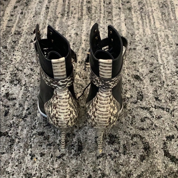 Rachel Roy Booties - Picture 3 of 8